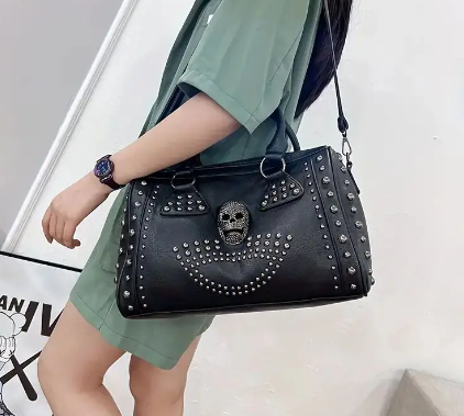 Black Skull Large Capacity Shoulder Bag 